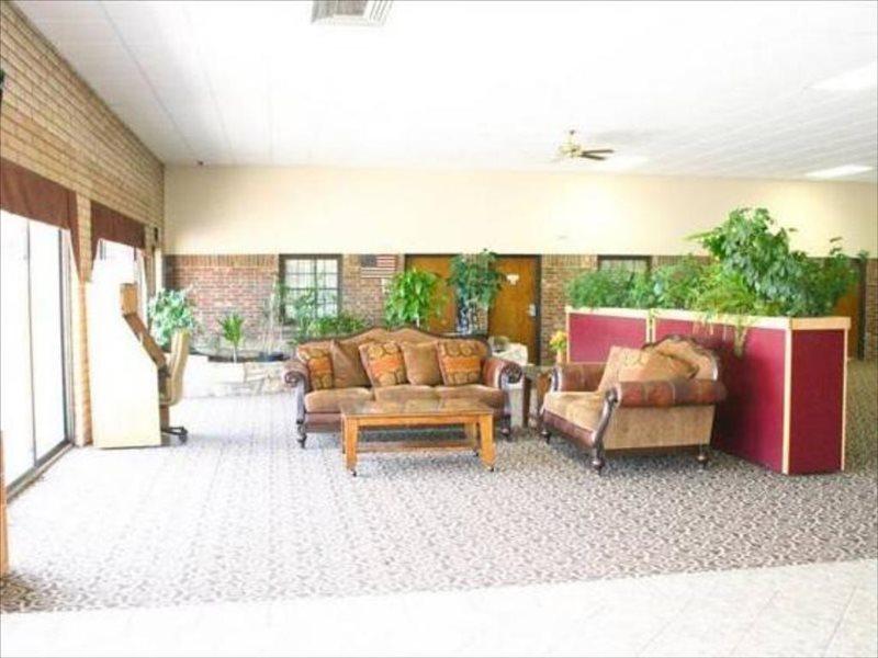 Best Western Hospitality House Emporia Exterior foto