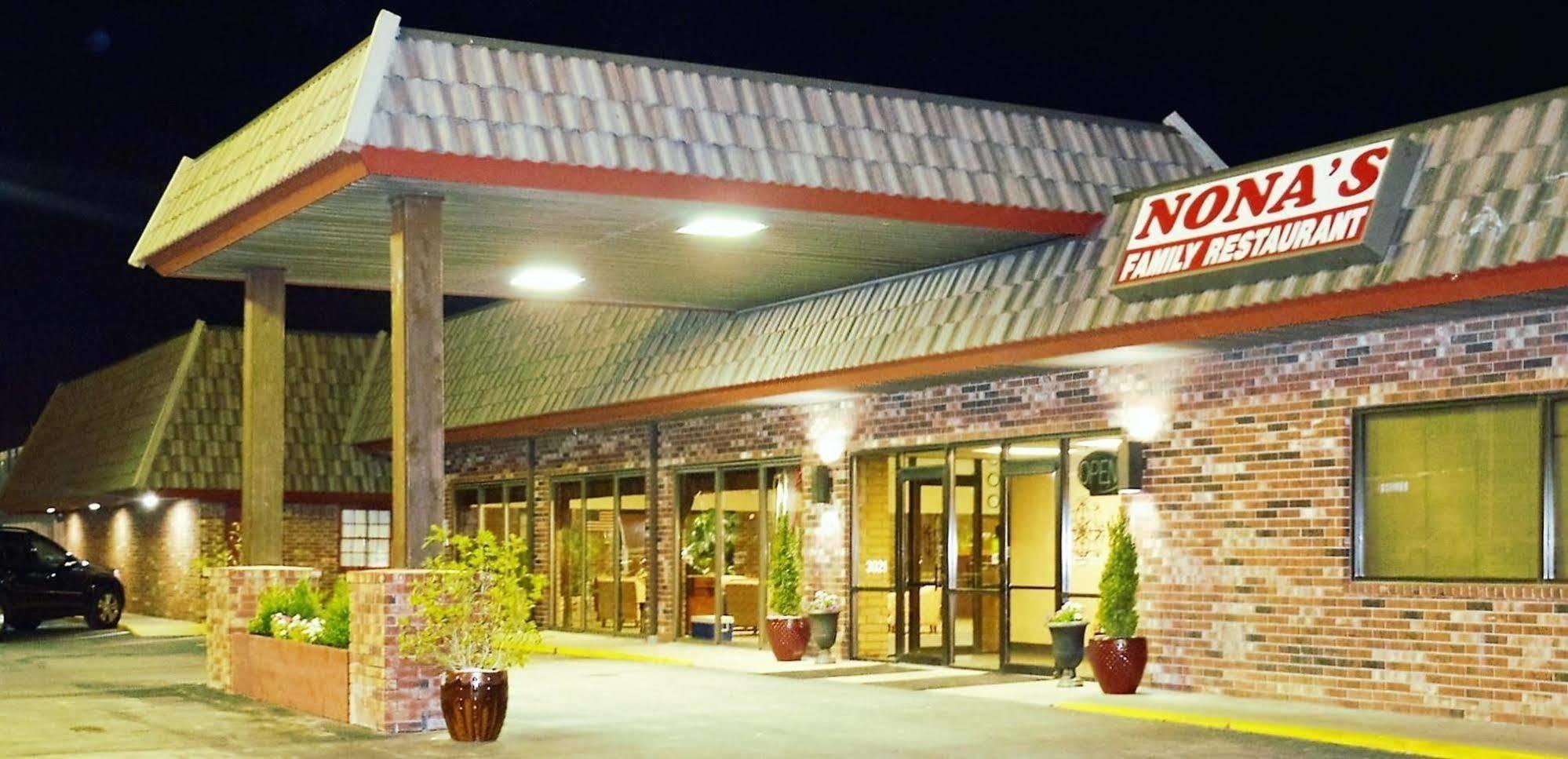 Best Western Hospitality House Emporia Exterior foto