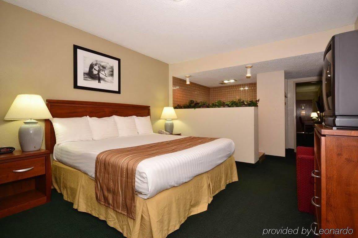Best Western Hospitality House Emporia Cameră foto